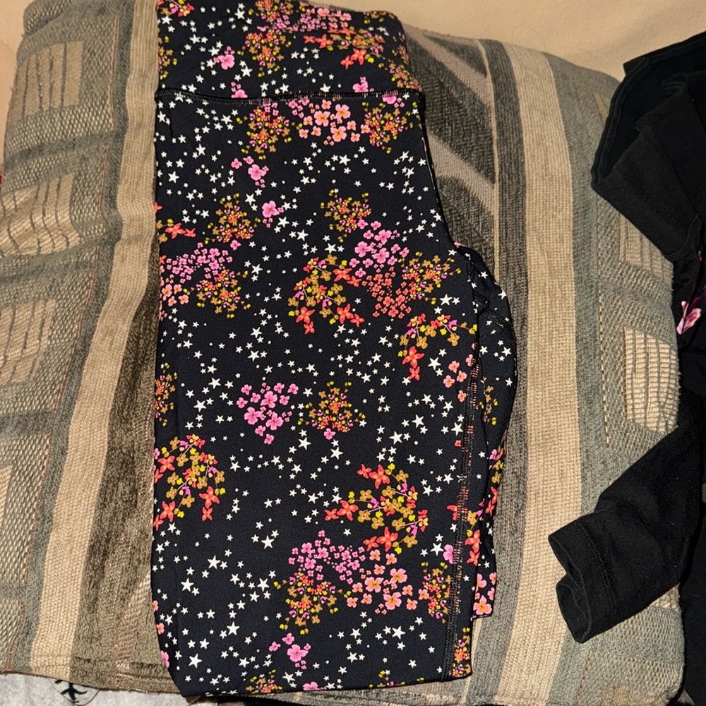 VS sport pants size large